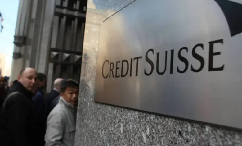 Bancos europeus desabam, puxados por Credit Suisse